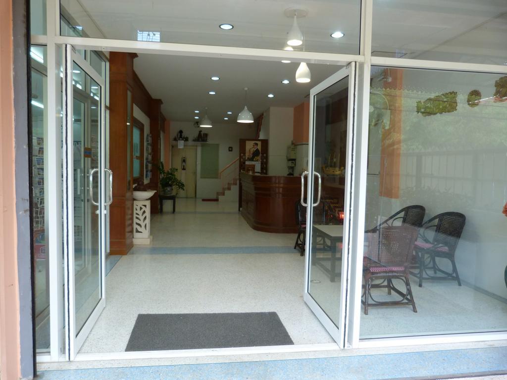 万万广场酒店 Ao Nang 外观 照片